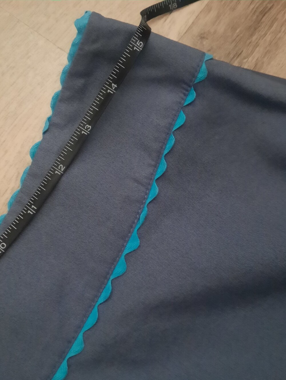 Liz Claiborne Sailboat Flare Skirt - Picture 5 of 6